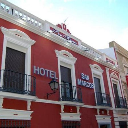 Hotel San Marcos Бадахос Экстерьер фото